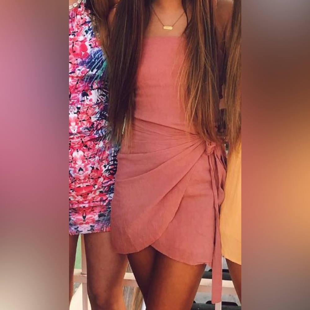 Pink strappy Whitefox short dress